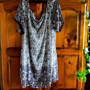 Plus Size Off-Shoulder Sun Dress (Floral Design)